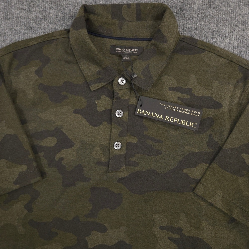 Banana Republic Polo Shirt Mens M Green Camo AOP Luxury Touch Cotton Preppy NEW